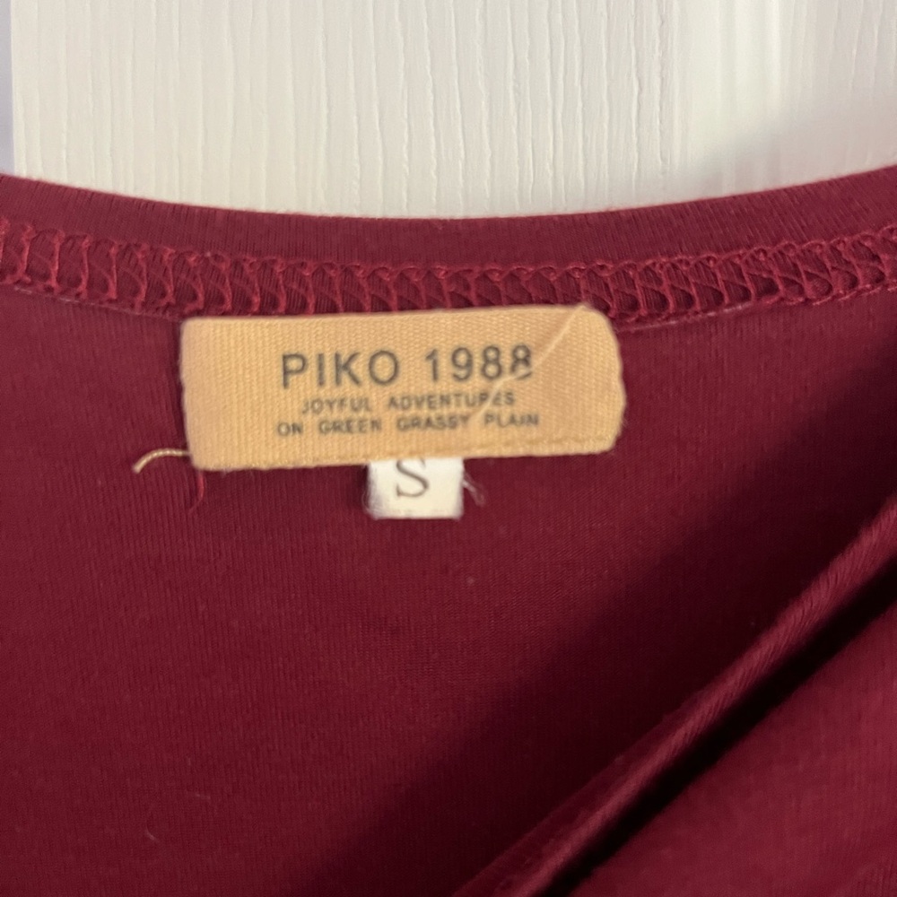 Piko 1988 Deep Red Apparel